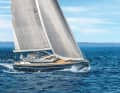 Bavaria C57: tourer molto voluminoso proveniente dalla Germania con molte opzioni di layout da tre a cinque cabine doppie. Ampio garage a poppa per il gommone
