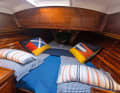 Biancheria da letto al posto dei sacchi a pelo: una cuccetta accogliente, ordinata e dal design accattivante invita al riposo e favorisce il sonno.