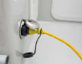 Solide et résistant aux intempéries : les raccords de bord de Ratio sont robustes et étanches. Les contacts correspondent à une connexion CEE, mais le boîtier n'est pas compatible. Particulièrement pratique : la version avec témoin d'alimentation intégré permet de voir si la tension est présente.