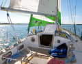 The cockpit is small and therefore seaworthy. Here, too, everything non-essential has been