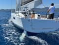 New design language. Concave freeboard for even more width at the stern. The cables for the backstay can be attached further out.