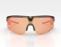 Die Actionbrille BleeqUp Ranger hat eine Kamera mittig im Rahmen.