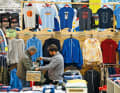 Price-conscious customers will be delighted: many a bargain can be found in the supplier halls