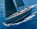 Philippe Briand created fast lines with typical CNB edges and bevelled edges. The frame is made of CFRP.