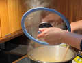 The handles on the lids sit comfortably in the hand and can be folded flat for storage