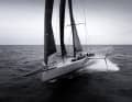 L'écoute de voile d'avant est optimisée par un jockey pole de sept mètres de long.