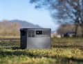 Die DJI Power 2000 ist eine große Powerbank.