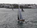 Das Feld vor dem veranstaltenden Guernsey Yacht Club in Saint Peter Port