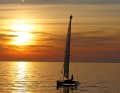 Anche a casa sua, sull'Adriatico, Stropnik coglie ogni occasione per soddisfare la sua sete di avventura