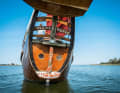 The rudder is positioned in the centre - a feature of Chinese junks as early as the fourth century BC, which did not appear in northern Europe until the 13th century