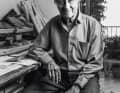 Robbert Das at his workplace in the south of France. He drew countless ships into old age and then sent the pictures by post