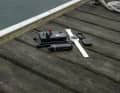 Il sistema di bordo è costituito da un'unità centrale con interfaccia NMEA2000 e uscita di controllo per il motore e fino a otto piccoli transponder.