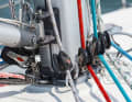 Lightweight: the lines end under the sprayhood. This doesn't interfere much. The work is easy thanks to good fittings