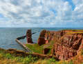 Célèbre symbole : la Lange Anna, une haute aiguille rocheuse à la pointe nord-ouest de Helgoland