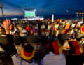Fußball direkt am Wasser: An der gesamten deutschen Küste gibt es zahlreiche Angebote für Public Viewing