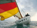 Correct flag guidance on the flagpole