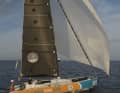 Die Farben der Class 40 von Lennart Burke und Melwin Fink erinnern stark an den Look von Melwin Finks Boot im Mini-Transat 2021. Der Partner war derselbe wie jetzt