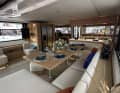 L'espace de vie ouvert, le lien entre l'intérieur et l'extérieur, impressionne sur le Bali 5.8