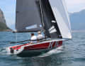 The extendable bowsprit allows the use of a comparatively large gennaker. The bladder measures 37 square metres