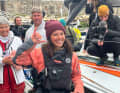 Die Frau der Stunde: Cole Brauer im Ziel der Global Solo Challenge