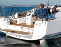 The wide stern platform opens optionally at the touch of a button. The bathing platform is relatively far above the water - good for swells