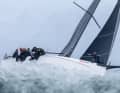 Die neuen deutschen Offshore-Champions der IDM der Seesegler auf Jens Kuphals "eXciter" – hier zu Beginn der Woche in Starkwind-Bedingungen.