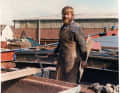 Le due facce di una passione: usare le attrezzature pesanti per restaurare una nave ...