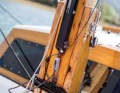 The beer crate, an aluminium box with integrated tackle, is used to stretch the jib luff