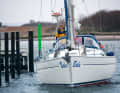 In the harbour, the clicker helps to quickly determine the direction in which the yacht is being moved. This makes it possible to anticipate leeward wall situations and plan manoeuvres