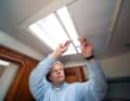 Flap closed: On new yachts, the mosquito net integrated in the inner frame of the hatch is usually standard