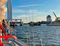 Auf dem Weg von Kappeln nach Schleswig wird das Brückenwärtergebäude rechts liegen gelassen