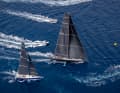 Der 100-Fuß Maxi "Black Jack" und der Maxi 72 Mills "Balthasar" beim Auftakt zum Rolex Middle Sea Race.