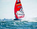 Alica Stuhlemmer hat schon die ersten Trainingswochen im iQFOiL-Windsurfsport im Kieler Heimatrevier absolviert