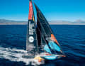 Ideal condition. The foil lifts the hull up to the height of the mast