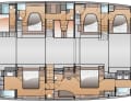 5 cabine, 3 zone equipaggio. La suite armatoriale, comprensiva di ufficio e bagno XL con vasca, si trova nello scafo di dritta, di fronte alla cabina VIP.