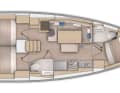 Trois cabines et deux cabinets de toilette. La couchette à l'avant du bateau est dans ce cas installée en biais.