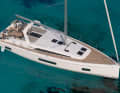 Many (world) premieres can be seen in Cannes: here the Beneteau Oceanis 52