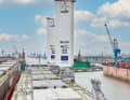 View of the deck: The two wings can be folded in