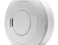 Standard smoke detectors also work on board. They belong on the saloon ceiling and ideally also in cabins. From 10 euros