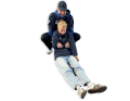 The rescuer now pulls the casualty's upper body towards him and brings him into an upright position.