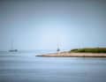 Nel Salzhaff c'è molto spazio per ancorare. Sia al riparo del promontorio della penisola di Wustrow (notare il confine della riserva naturale), ma c'è spazio anche davanti a Rerik o al campeggio a sud-est.
