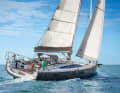 Unpretentious: The RM 1380 looks good and sails strongly. The curved cabin superstructure characterises the modern look