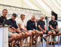 Le podium composé de personnalités lors de la dernière conférence de presse avant le coup d'envoi de l'Admiral's Cup Revival.