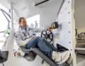 Skipper Thomas Coville im Fahrersitz seiner "Sodebo"