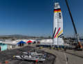 Der deutsche F50-Katamaran wird für eine Trainingseinheit vor dem Oracle Los Angeles Sail Grand Prix vorbereitet