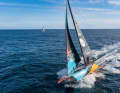 Das Spitzenduell findet in der Finalphase der Ocean-Race-Königsetappe in Sichtweite zueinander statt: Team Malizia ringt mit Team Holcim – PRB um den Etappensieg