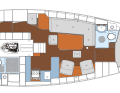 La cabine spacieuse du propriétaire se trouve à l'arrière, la cuisine standard à côté de la descente à tribord.