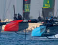 Noch segeln die SailGP-Boote mit J-Foils,  fast vierfache Windgeschwindigkeit ist damit möglich. Bald soll mehr gehen