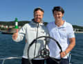 Erik Kosegarten-Heil und Grinder Jonathan Knottnerus-Meyer bei einem Besuch im kommenden SailGP-Revier von Sassnitz kurz vor der Kieler Woche.