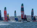 Ecco il team Germany SailGP in azione al largo di Los Angeles. Il timoniere Erik Heil riferisce di buone condizioni di vento nel porto della città.